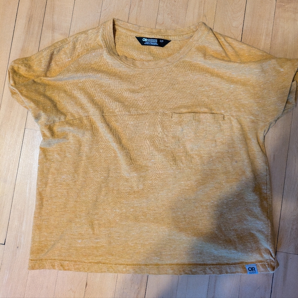 Outdoor research yellow cropped tee